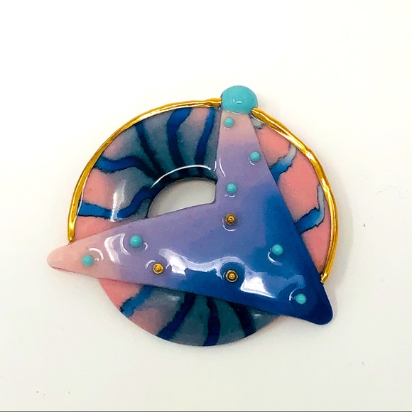 Hand Crafted Jewelry - Saved by the bell 90s Benzle Porcelain brooch with 14k goal rim